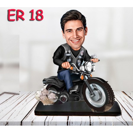 kisiye ozel motor suren erkek