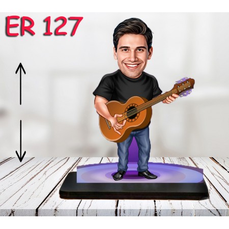 kisiye ozel gitar calan erkek