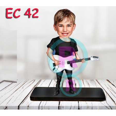 ERKEK ÇOCUK KARAKTERİ GİTARCI