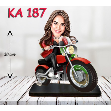 kişiye ozel motorsikletli kadın