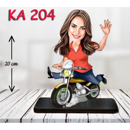 kişiye ozel motorsikletli kadın