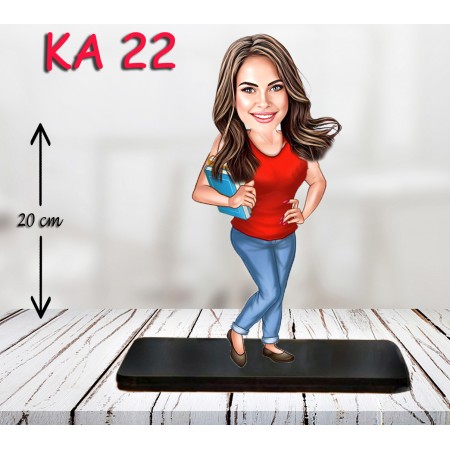 kişiye ozel kitap taşıyan kadın