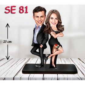 kişiye ozel takım ve elbiseli çift